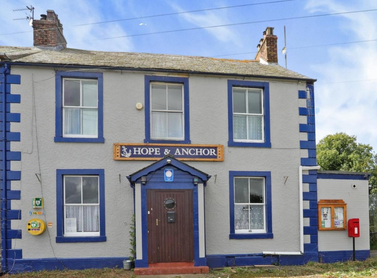 Hope & Anchor Pub, Port Carlisle, Hadrian'S Wall, Area Of Natural Beauty Екстериор снимка